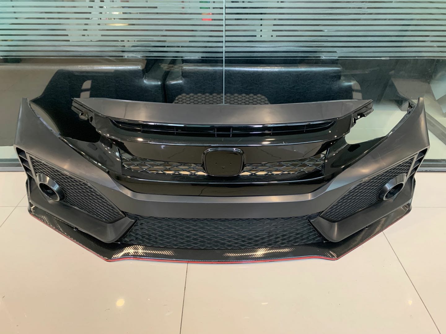 Honda Civic FC5 2016-2021 İçin Makyajlı Type-R Ön Tampon (Panjur Hariç) 4