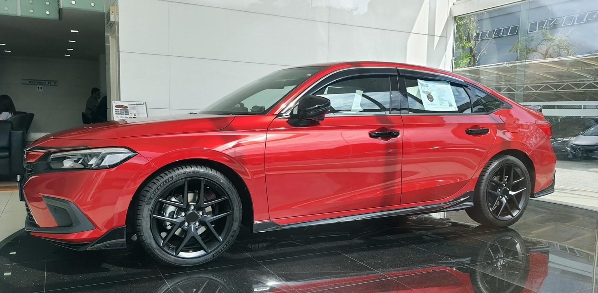 Civic FE1 2022 İçin Uyumlu Aero Marşpiyel - Piano Black 2