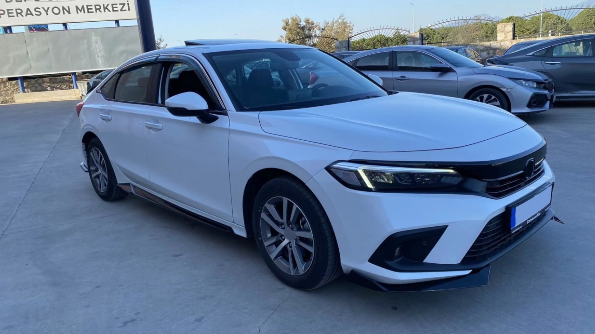 Civic FE1 2022 İçin Uyumlu Aero Marşpiyel - Piano Black 3