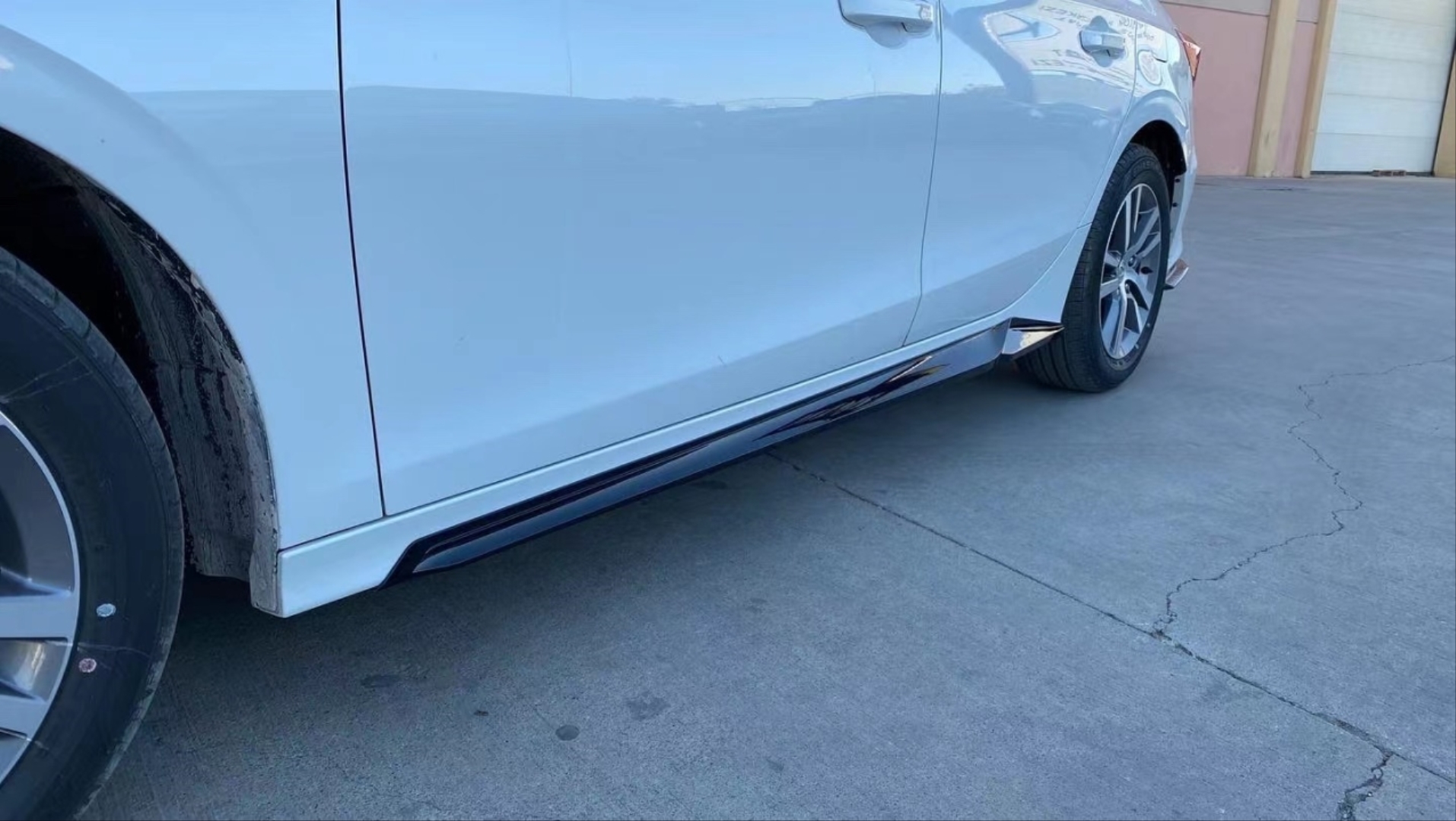 Civic FE1 2022 İçin Uyumlu Aero Marşpiyel - Piano Black 4
