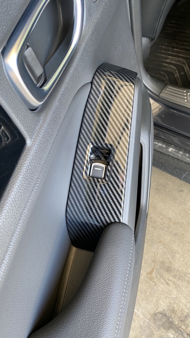 Civic FE1 2022 İçin Uyumlu Cam Düğme Kaplama - Karbon 4