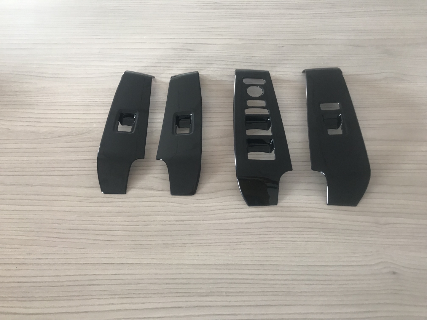 Civic FE1 2022 İçin Uyumlu Cam Düğme Kaplama - Piano Black 2