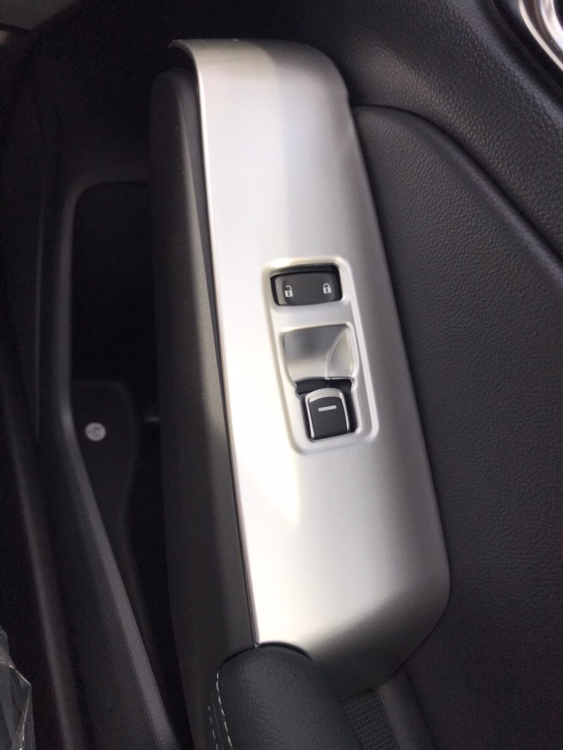 Civic FE1 2022 için Uyumlu Cam Düğme Kaplama - Silver 4