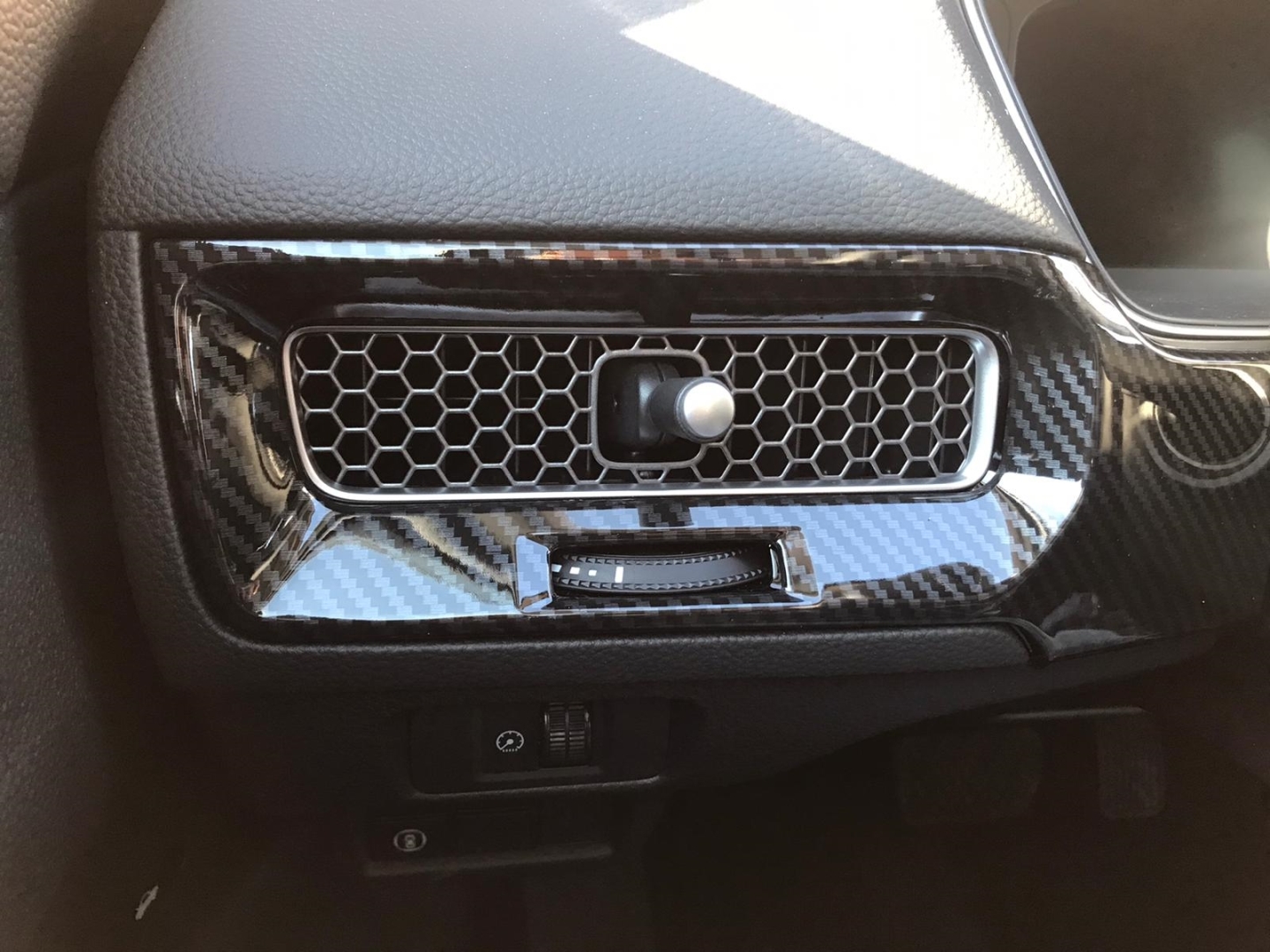 Civic FE1 2022 İçin Uyumlu Göğüslük Kaplama 2 Parça - Karbon 4