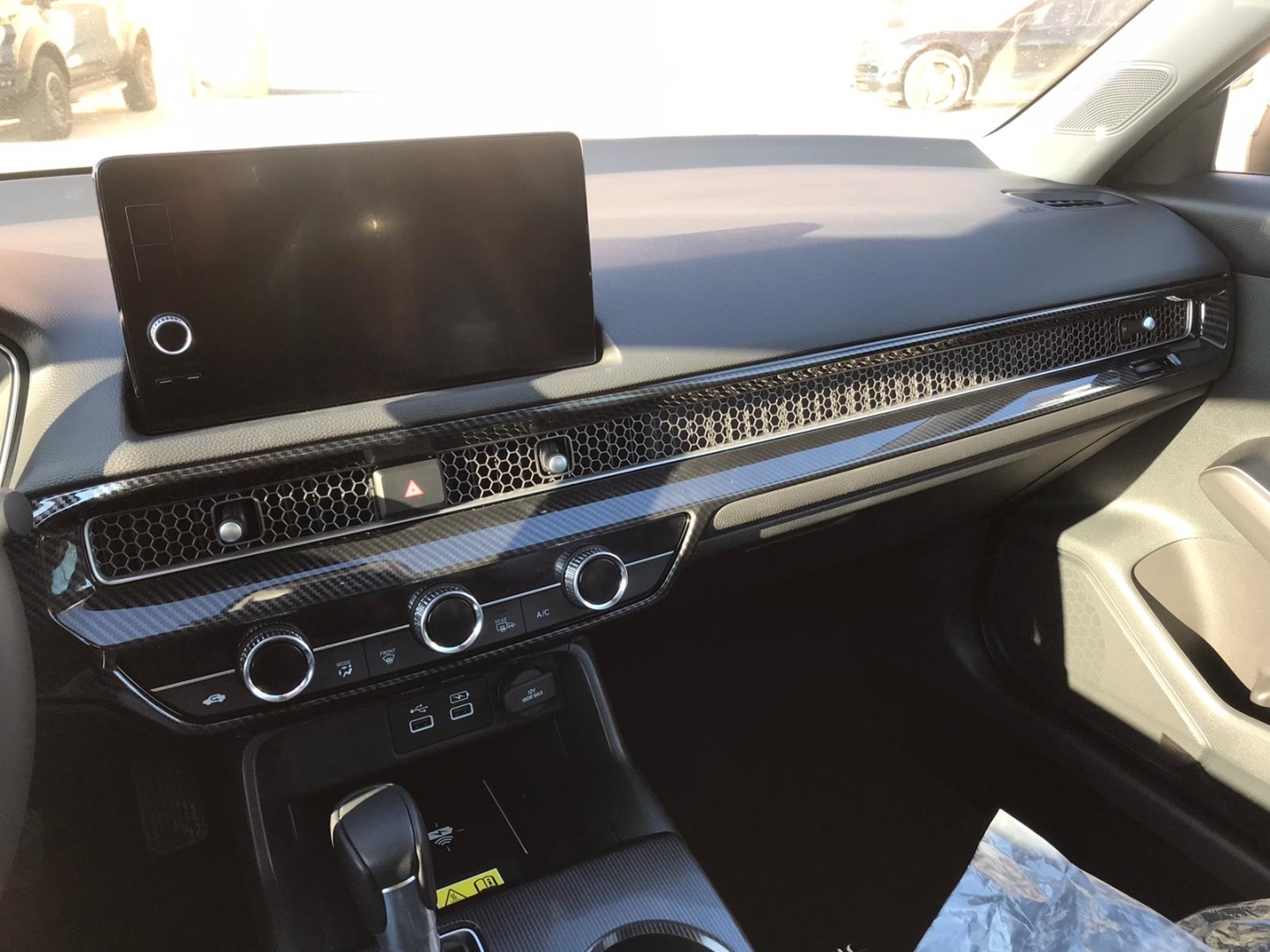 Civic FE1 2022 İçin Uyumlu Göğüslük Kaplama 2 Parça - Karbon 5