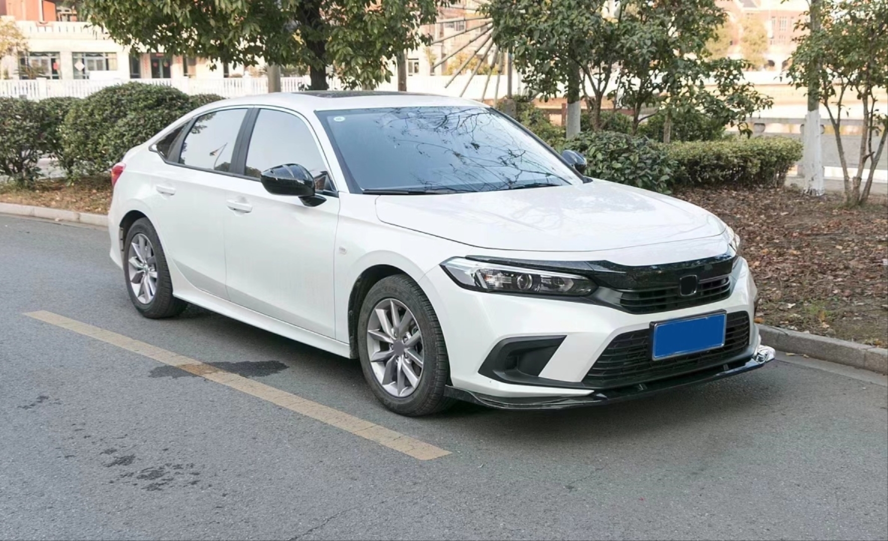 Civic FE1 2022 için Uyumlu Piano Black On Lip (Parlak Siyah - 3 Parça) 2