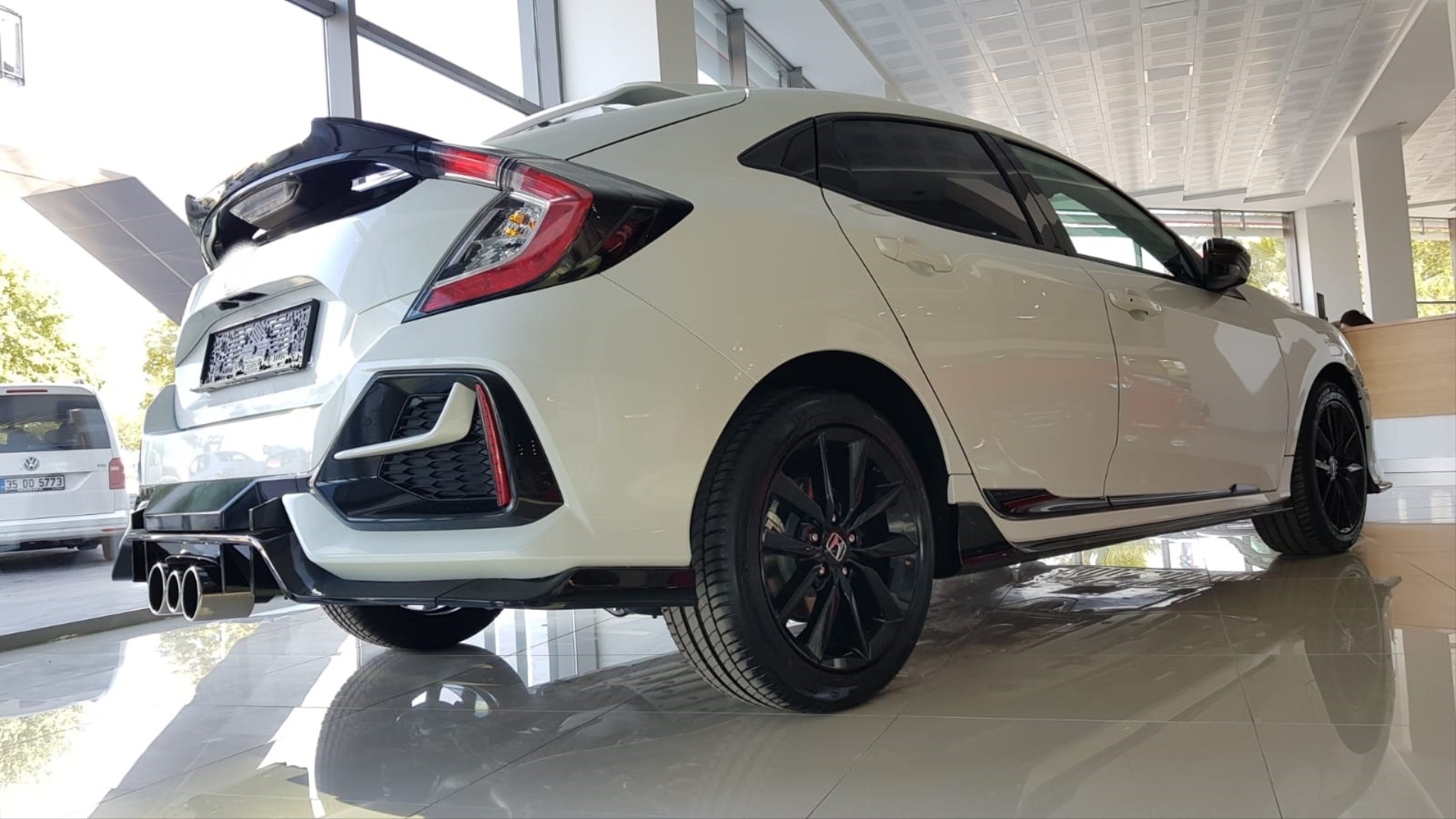 Civic FK7 (2016-2020) Uyumlu Hatchback Spoiler DTO (Piano Black) 2