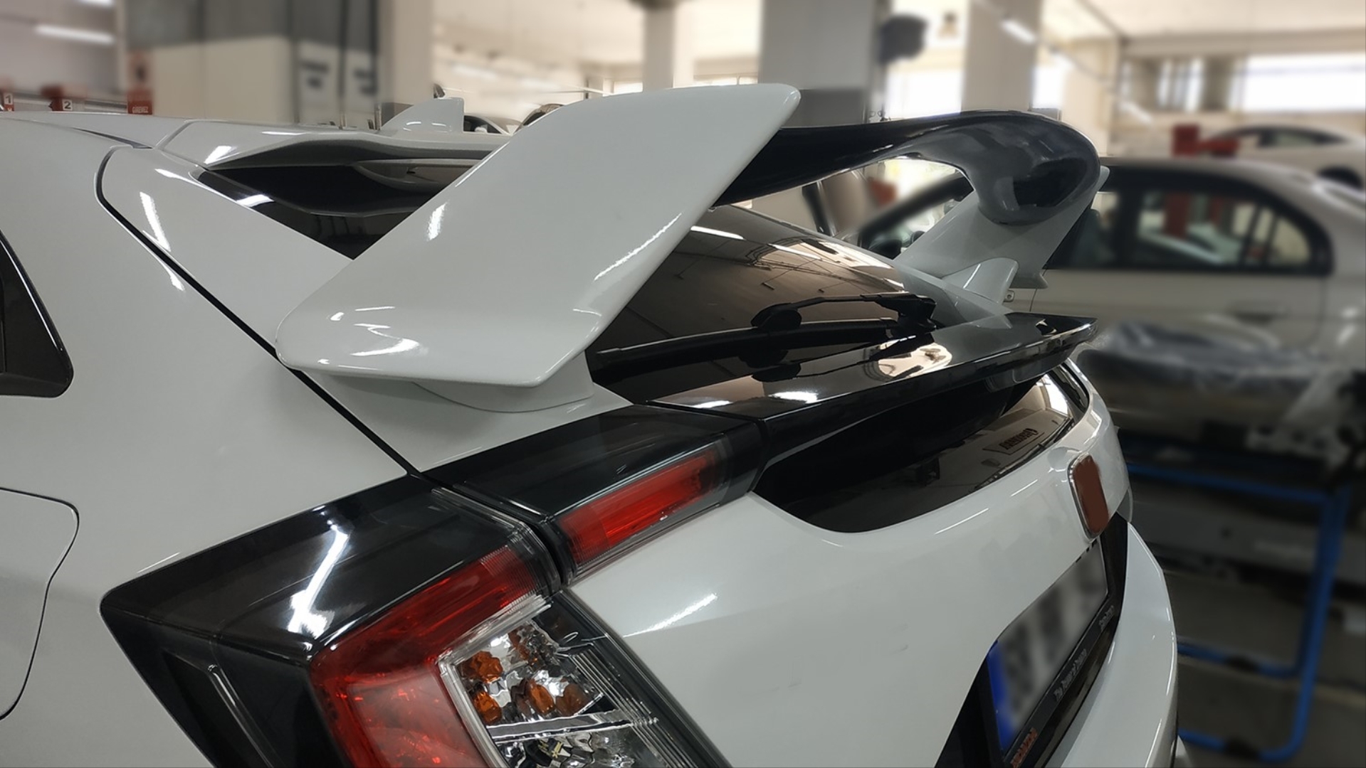 Civic FK7 için Uyumlu Type-R Spoiler (Boyasız) 4