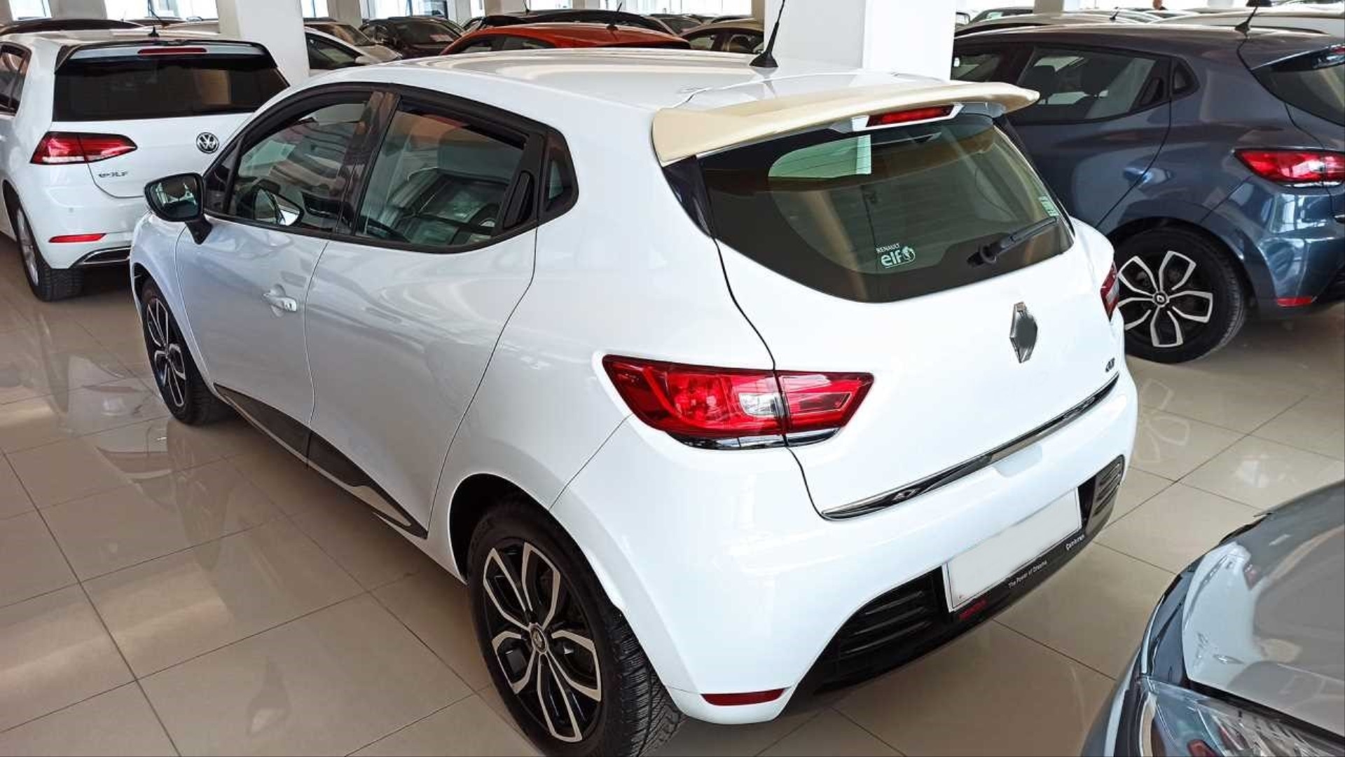 Renault Clio 4 Spoiler (2012-2019) İçin Uyumlu 4