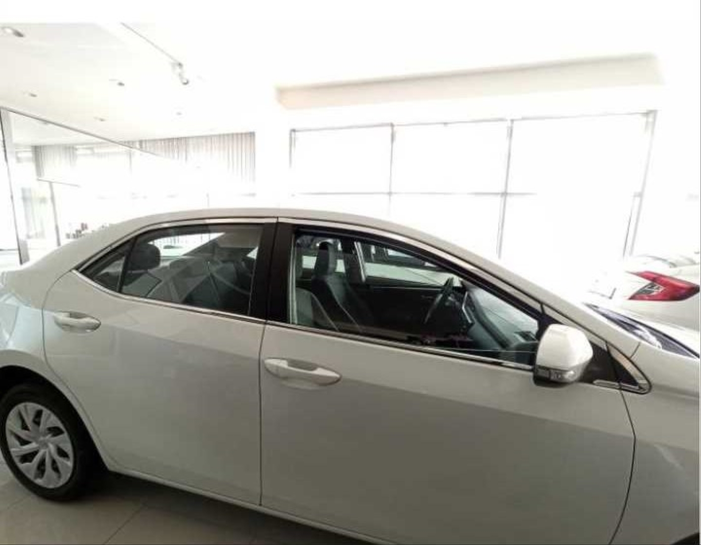 Toyota Corolla 2013-2016 İçin Uyumlu Cam Çıtası Nikelaş 3