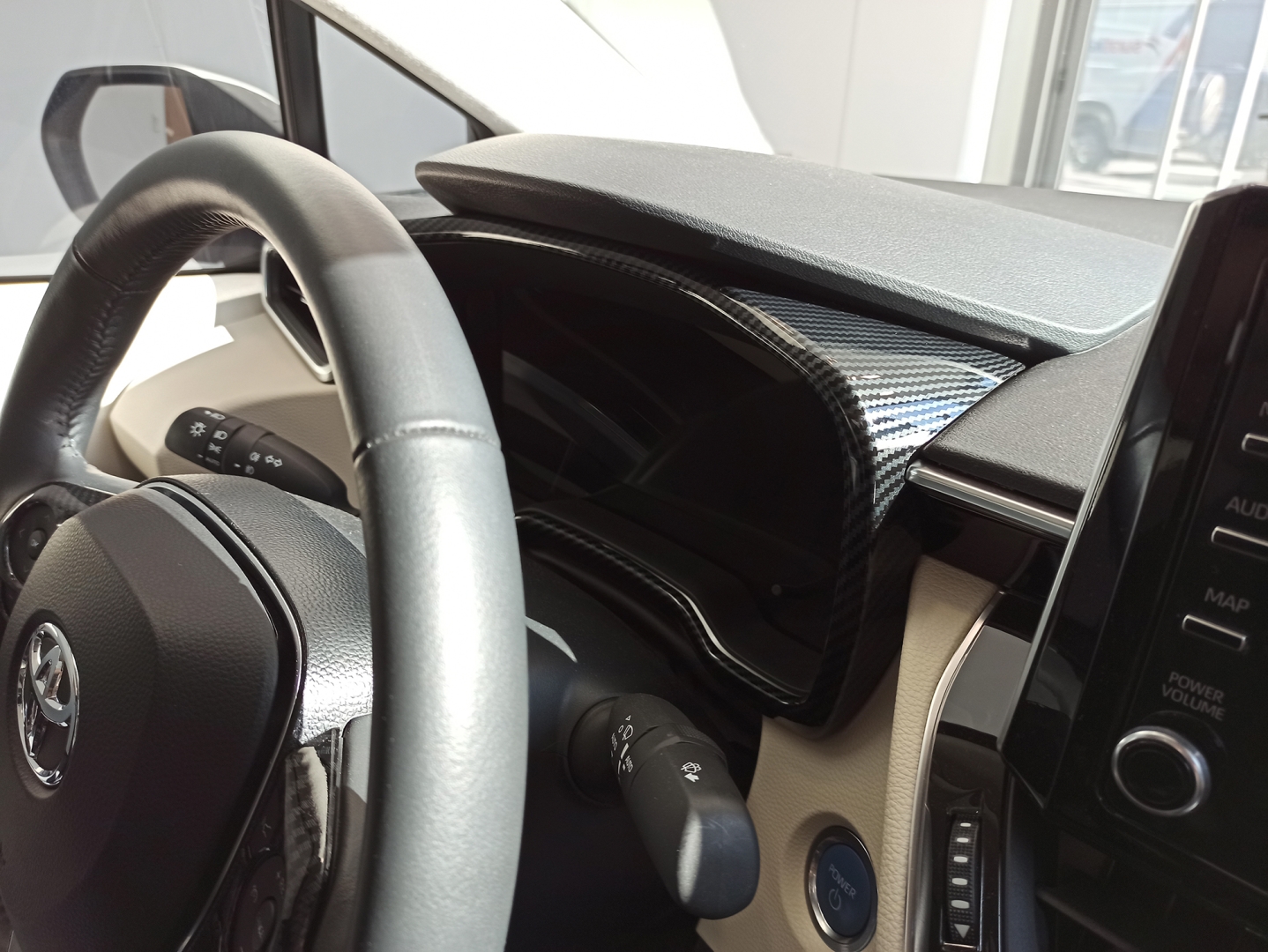 Toyota Corolla 2019+ Uyumlu Karbon Gösterge Kaplama 3